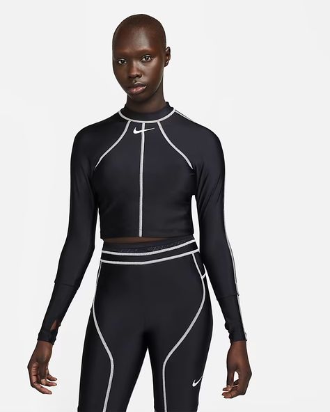 Nike Gyakusou, Dance Shoot, Nike Track And Field, Activewear Trends, Nike Activewear, Crop Swim Top, Sports Outfits, Black Crop Tee, Women Sportswear