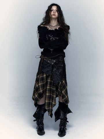 Conjunto de dos piezas para mujer que incluye un top de punto con detalles cruzados y mangas largas, junto con una falda a cuadros con parches de cuero y cinturón. Este conjunto de estilo Y2K Streetwear Moda Grunge, Hip Hop Fashion 90s, Plaid Midi Skirt, Estilo Harajuku, Look Grunge, Punk Streetwear, Fashion 90s, Plaid Shirts, Y2k Aesthetic Outfits