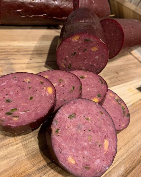 Jalapeno Cheddar Bratwurst Recipes, Deer Summer Sausage Recipe, Wild Game Processing, Venison Snack Sticks, Venison Summer Sausage Recipe, Homemade Summer Sausage, Venison Jerky Recipe, Venison Sausage Recipes, Smoked Venison