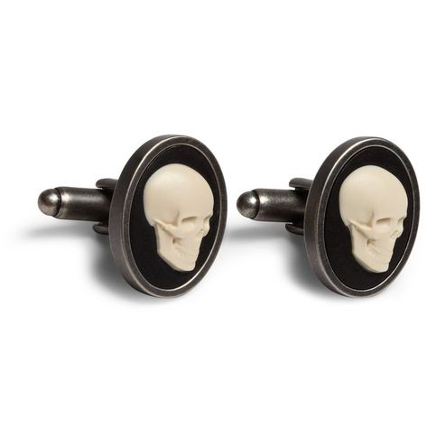 Skull Cameo, Paul Smith Shoes, Skull Cufflinks, Designer Cufflinks, Sharp Dressed Man, A Skull, Skull And Bones, Mens Accessories Fashion, Fashion Mode