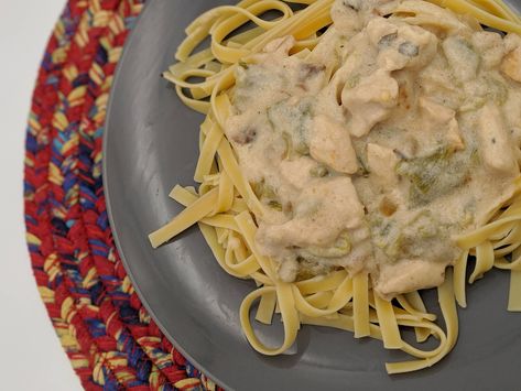 Hatch Green Chili, Green Chile Recipes, Green Chili Recipes, Chicken Fettuccine Alfredo, Green Chili Chicken, Chile Recipes, Green Chile Chicken, Chicken Fettuccine, Hatch Green Chile