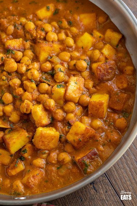 Indian Chickpeas, Paneer Curry Recipes, Indian Cheese, Paneer Cheese, Food Motivation, Meatless Main Dishes, Savoury Recipes, Paneer Recipes, Taste Test