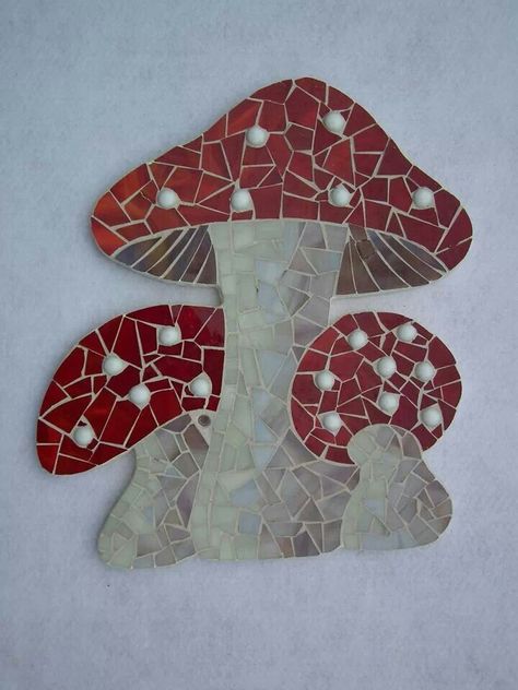 Mosaic Tree Art, Mosaic Tree, Tree Mosaic, Red Mushrooms, Mosaic Rocks, Mosaic Pots, Mosaic Flower Pots, Mosaic Vase, Fly Agaric