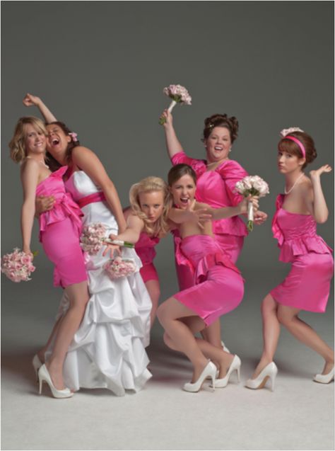 Girls just wanna have fun! Bridesmaids (The Movie) Bridesmaids Movie, Ellie Kemper, Bridesmaid Funny, Storybook Wedding, Wedding Robe, Melissa Mccarthy, Funny Movies, Fairytale Wedding, Wedding Pics