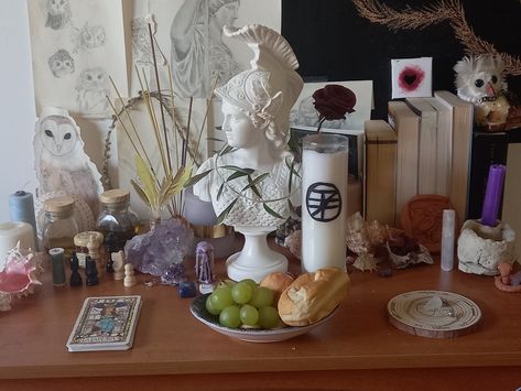 I fixed my altar (again) :") Altar For Athena, Hellenic Altar Ideas, Altar To Athena, Athena Alter Ideas, Athena Altar Offerings, Lucifer Altar Ideas, Deity Altar Ideas, Greek God Altar Ideas, Athena Altar Ideas