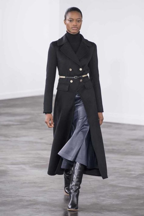 Gabriella Hearst, Coat Check, Gabriela Hearst, Hijabi Style, Nova York, Polo Neck, Clothes Horse, Minimalist Style, New York Fashion Week