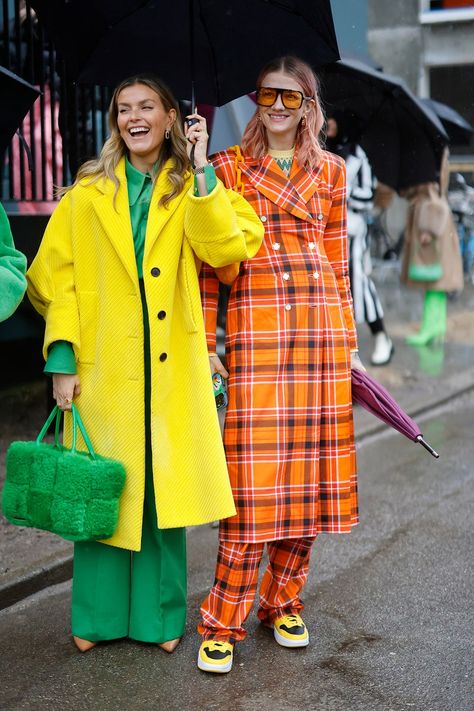 Janka Polliani, Scandi Street Style, Colorful Street Style, Copenhagen Fashion Week Street Style, Scandi Fashion, Creative Outfits, Dynamic Duos, Color Blocking Outfits, New York Fashion Week Street Style