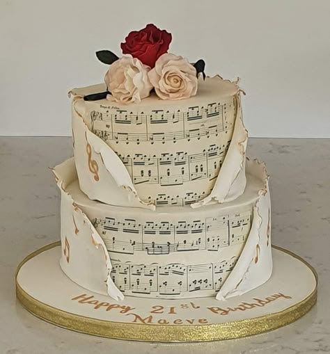 Music Themed Wedding Cake, Musical Wedding Cake, Violin Cake Ideas, Cake Music Theme, Music Wedding Cake, Music Notes Cake Ideas, Wedding Cakes Music Theme, Music Note Cake Ideas, Violin Theme Cake