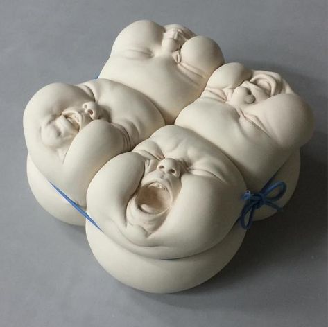 ceramic sculpture byjohnson tsang Van Johnson, Johnson Tsang, Ceramic Art Sculpture, Ceramic Boxes, Sculpture Installation, Land Art, Pics Art, Ceramic Artists, Ceramic Sculpture