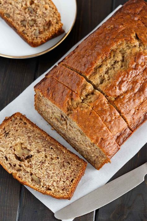 Best Ever Banana Bread, Buttermilk Banana Bread, Perfect Banana Bread, Banana Bread Pudding, Roasted Banana, Banana Nut Bread Recipe, Banana Bread Recipe Moist, Banana Benefits, Moist Banana Bread