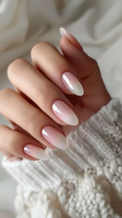 Top 40 Frombre French Manicure Ombre Nail Designs Trending Right Now French Manicure Ombre, French Manicure Short Nails, French Fade Nails, Ombre French Nails, Ombre Chrome Nails, Almond Nails French, Chrome Nails Designs, Chrome Nail Powder, Ombre Nail