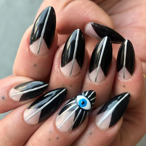 Emo Nails, Glass Nails Art, Evil Eye Nails, Witch Nails, Boho Nails, Witchy Nails, Nail Art Techniques, Eye Nails, Goth Nails