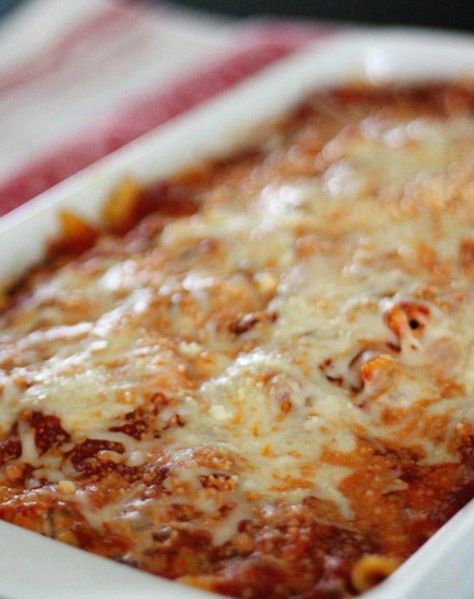 Pioneer Woman Recipes Dinner, Ziti Al Forno, Resep Makanan Beku, Baked Ravioli, Ree Drummond Recipes, Ziti Recipes, Baked Ziti Recipe, Pot Dinners, Pioneer Woman Recipes