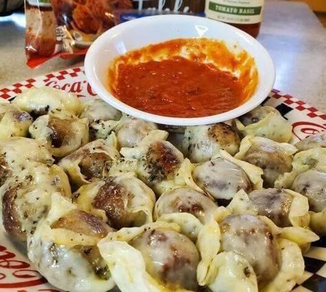 Mock Ravioli Recipe, Mock Ravioli, Low Carb Marinara, Free Keto Meal Plan, Low Carb Easy, Ravioli Recipe, Low Carb Sauces, Provolone Cheese, Low Carb Meals Easy