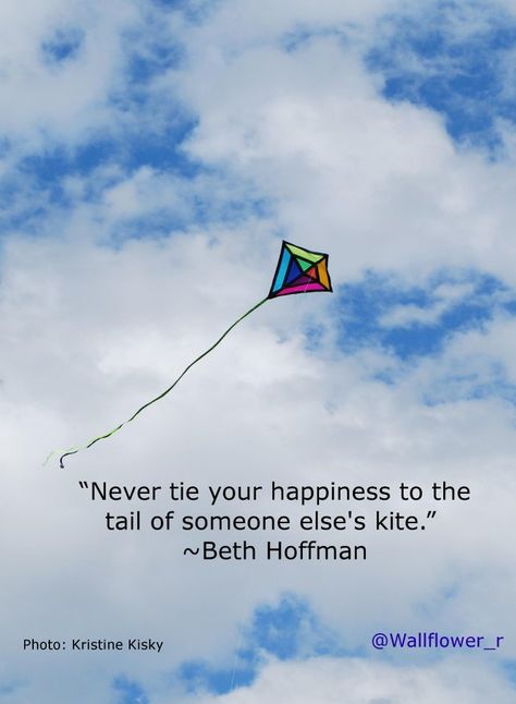 Kite Quotes, Quotes On Twitter, Runner Quotes, Music Drawings, Rumi Quotes, Someone Elses, Wise Quotes, Inspiring Quotes, Positive Quotes