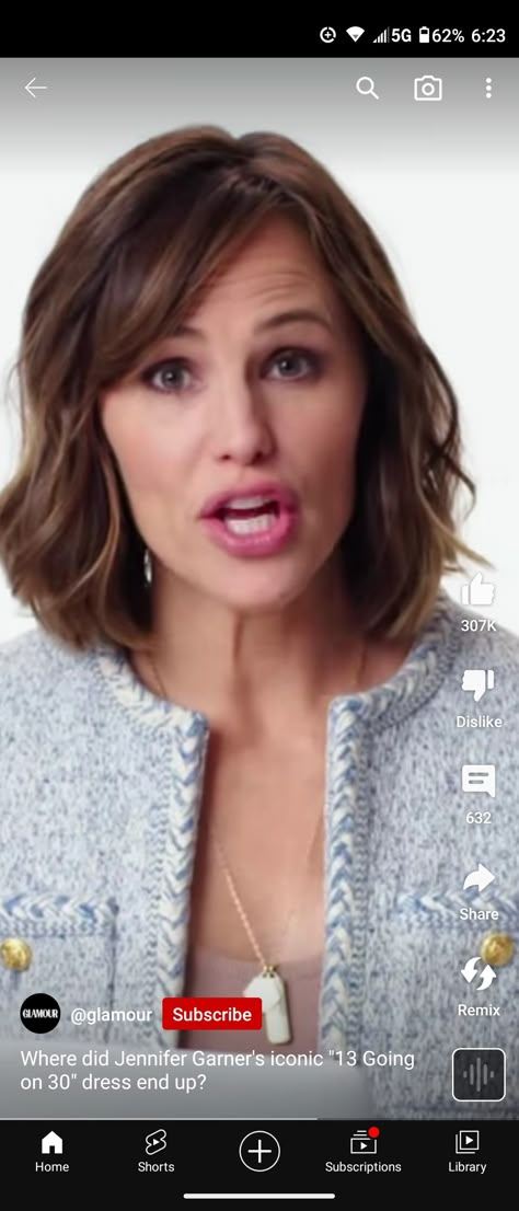 Jennifer Garner New Hairstyle, Jennifer Garner Hairstyles, Jennifer Garner Bob Hair, Jennifer Garner Bob Haircut, Jen Garner Hair, Jennifer Gardner Short Hair, Jennifer Garner Short Hair 2023, Short Lots Of Layers Hair, Jennifer Garner Hair Bangs