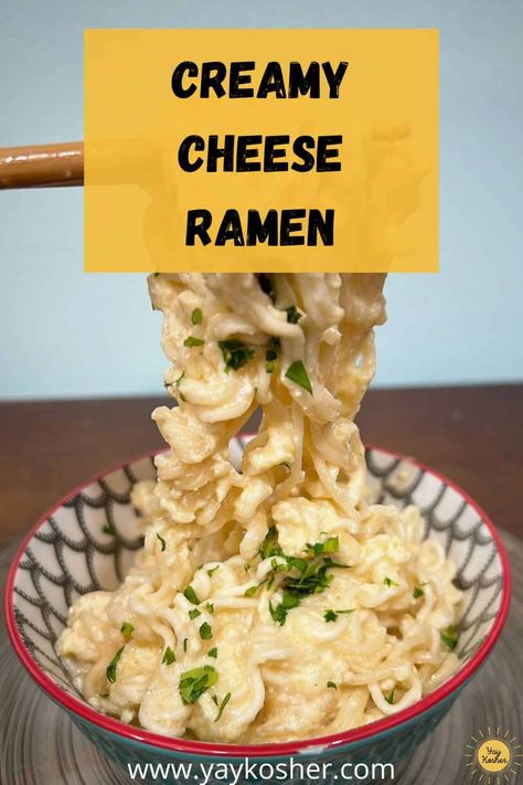 Chicken Ramen With Creamy Garlic Sauce, Ramen Noodle Mac And Cheese, Chicken And Ramen Noodles Recipes, Creamy Ramen Noodle Recipes, Creamy Ramen Noodles, Cheesy Ramen Recipe, Cheese Ramen Noodles, Cheesy Ramen Noodles, Simple Mac And Cheese