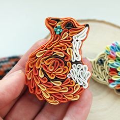 I Make Jewelry From Polymer Clay In Unusual Style Clay Fox, Polymer Clay Kunst, Fox Jewelry, Polymer Clay Diy, Polymer Clay Animals, Make Jewelry, Animal Brooch, Quilling Art, Polymer Clay Charms