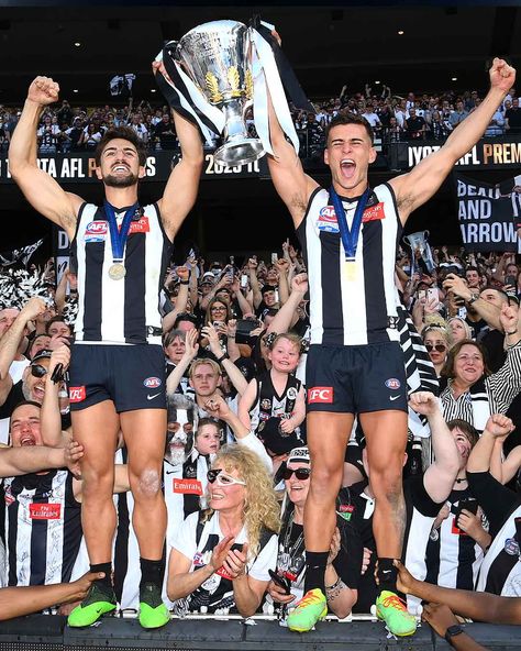 Collingwood Cheersquad on X Nick Daicos, Afl Players, Broncos Players, Collingwood Football Club, Carlton Blues, Brisbane Broncos, Australian Football, New Profile Pic, Half Time