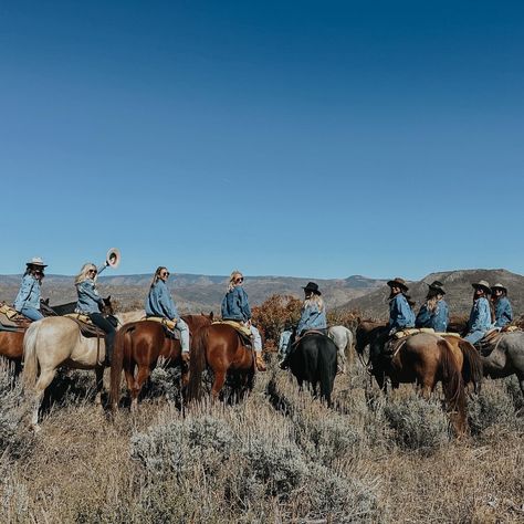 Bachelorette Party Lake, Wild West Wedding, Last Rodeo Bachelorette, Rodeo Bachelorette, Bachelorette Inspo, Western Bachelorette, Last Rodeo, Bachelorette Itinerary, Bachelorette Party Planning