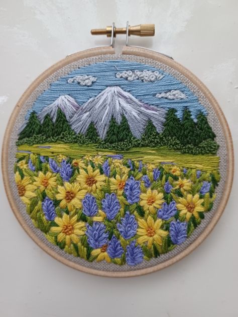 Embroidered Mountain Scene, Desert Landscape Embroidery, Mountain Scene Embroidery, Hand Embroidery Mountains, Landscape Embroidery Patterns Free, Mountain Embroidery Designs, Embroidery Landscape Pattern, Big Embroidery Designs, Embroidery Landscape Easy