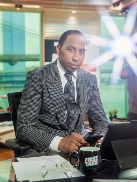 Stephen A Smith, Never Satisfied, Lamar Odom, Sports Media, Hoop Dreams, Black Actors, The Expendables, Funny Profile, Funny Profile Pictures