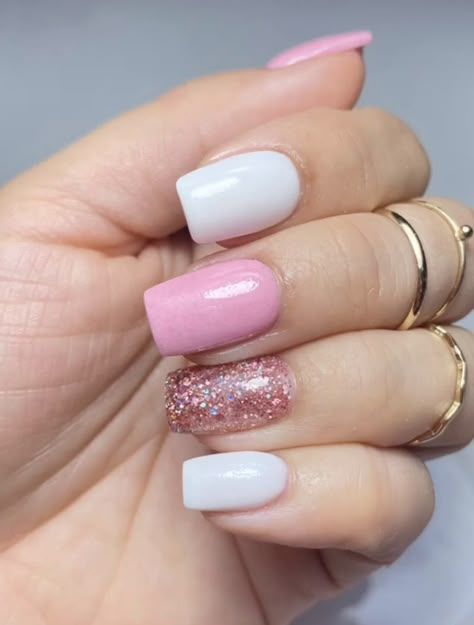 Pink White Silver Nails, Acrylic Nails Nude Colors, Nails Rosa Barbie, Barbie Manicure, Rosa Barbie, Acrylic Nails Nude, Nail Color Ideas, White And Silver Nails, Nails Nude