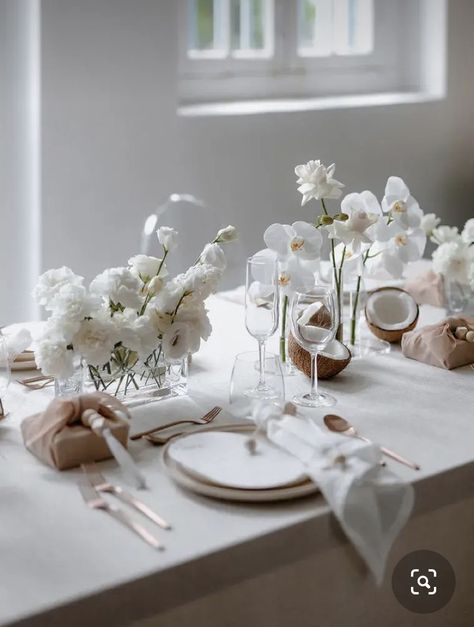 Orchids Table Decor, Wedding Table Orchids, White Minimalist Wedding Decor, Monochrome Tablescape, Orchid Tablescape, Orchid Table Decor, Orchid Wedding Decor, Minimalist Wedding Decorations, Modern Minimalist Wedding Decor