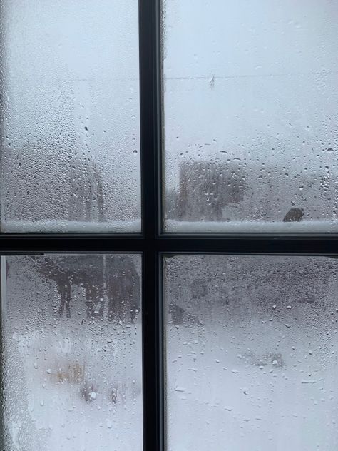 Snow Aesthetic Window, Foggy Windows Aesthetic, Frosted Window Aesthetic, Frosty Window Aesthetic, Frosty Winter Aesthetic, Snowless Winter Aesthetic, Snow Outside Window Aesthetic, Minimal Winter Aesthetic, Clear Winter Aesthetic