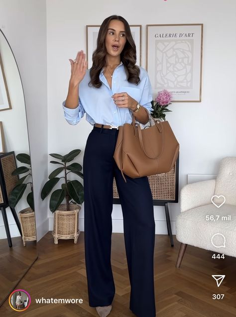 Navy Blue Trousers Outfit Women Classy, Dark Navy Outfit, Navy Blue Trousers Outfit, Blue Trousers Outfit, Navy Pants Outfit, Tailored Pants Outfit, Blue Pants Outfit, Pant Outfits For Women, Formal Pant