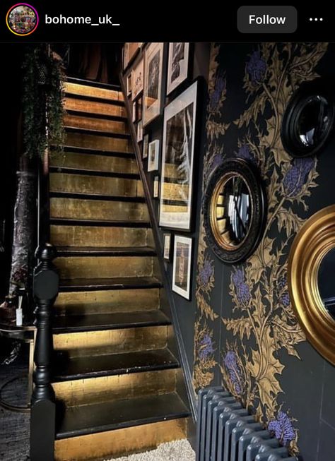 Vibey Rooms, Dark Homes, Cottage Hallway, Interior Hallway, Stairway Decorating, House Staircase, Moody Decor, Dark Home Decor, Goth Home