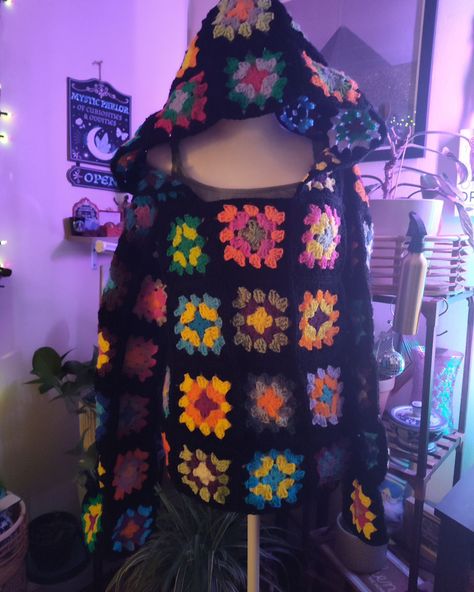 Granny Square Hoodie Size M/L Hood attached! Assembly ✅ Next: Collar, sleeve, and body edging. #grannysquarehoodie #grannysquares #wip #crochetart #crochetclothing Crochet Granny Square Hoodie, Granny Square Hoodie, Hoodie Hood, Crochet Sweaters, Crochet Granny Square, Crochet Art, Crochet Granny, Crochet Sweater, Ponchos