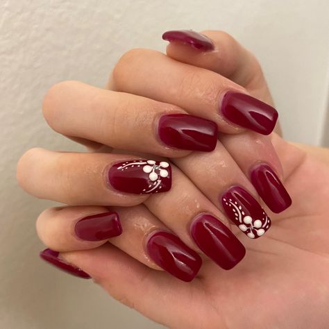 wine red nails, y2k salon design, floral nail design Red Nail Manicure, Burgundy Nails Summer, Natural Nails With Red Design, Cranberry Red Nails Design, Burgundy Nails Short Art Designs, Red Nails With Stones Design, Burgundy And White Nail Designs, Short Nail Designs Burgundy, Dark Red Nails With Design Ideas