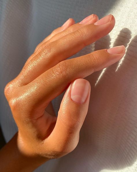 By Saskia (@_bysaskia) posted on Instagram • Jun 23, 2020 at 7:48pm UTC Bare Nails, Beauty Care Routine, Nail Ring, Nails Only, Clean Nails, Minimalist Nails, Perfect Nails, Nail Manicure, Manicure And Pedicure