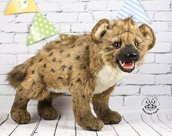 Fox Stuffed Animal, Fox Toys, Manual Work, Pokemon Eevee, Cute Stuffed Animals, Cute Fox, Hyena, Soft Sculpture, Hand Painting