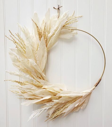 Neutral Fall Pampas and Corn Husk Wreath, Beige Autumn Wreath, Fall Hoop Wreath, Boho Fall Neutral Wreath, Minimalist Wreath by RebeccaLowStudio on Etsy Boho Fall Wreath, Corn Husk Wreath, Corn Husk Crafts, Grass Wreath, Fall Neutrals, Pampas Grass Decor, Corn Husk, Year Round Wreath, Floral Hoops