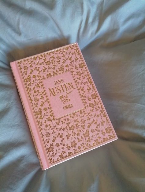 Jane Austen Emma, Book Classics, Emma Book, Emma Woodhouse, Emma Jane Austen, Pink Book, Emma Jane, Jane Austen Books, Pink Books