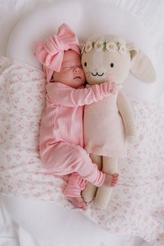 Baby Pictures Newborn, Foto Baby, Dream Baby, Newborn Pictures, Baby Life, Ankle Cuffs