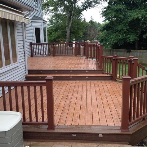 New Beautiful Trex deck - Traditional - Deck - New York - by Deck Guardian | Houzz Deck Colors Ideas Paint Tan House, Wood Deck Colors, Deck Steps Ideas, Deck Color Ideas, Deck Step Lighting, Unique Deck Railing Ideas, Horizontal Deck Railing, Deck Staircase, Wood Deck Railing