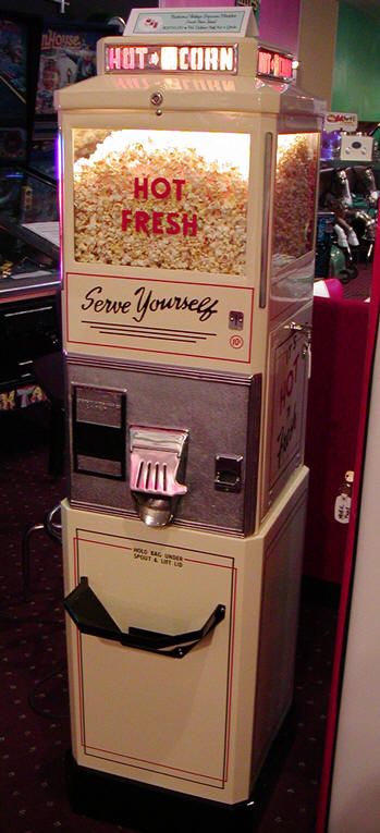 Vintage Popcorn Machine, Coin Op Machine, Vintage Popcorn, Arcade Room, Movie Room Decor, Penny Arcade, Popcorn Machine, Arcade Game Room, Luxurious Lifestyle