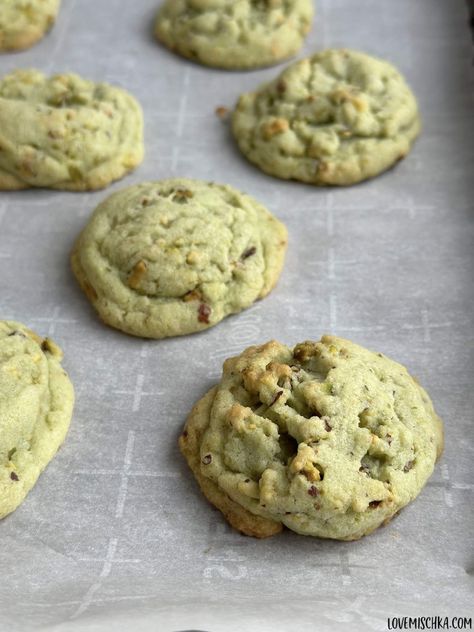 Chewy Pistachio Cookie Recipe - Love Mischka Pistachio Cookie Recipes, Easy Pistachio Cookies, Pistachio Ricotta Cookies, Pistachio Cherry Cookies, Pistachio Chocolate Chip Cookies, Italian Pistachio Cookies Recipe, Sage Cookies, Pistachio Biscuits, Pistachio Cookies Recipe