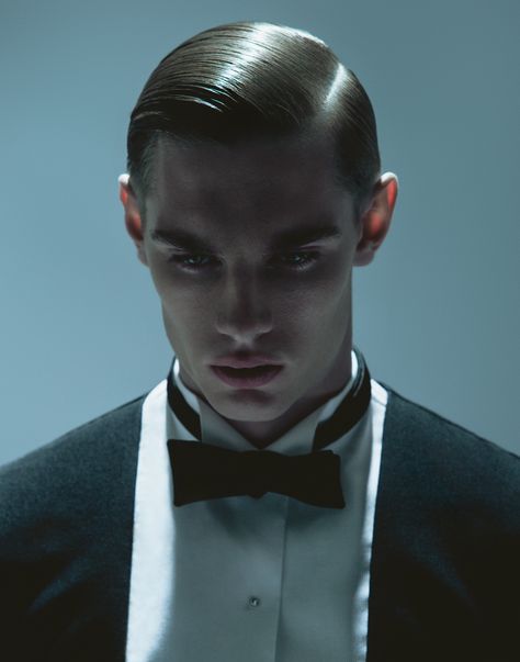 Slicked Hair Men, Mens 50s Hairstyles, Brylcreem Hairstyles, Sleek Back Hair, Slicked Hair, Men's Facial Hair, Rockabilly Hair, Editorial Hair, Male Hair