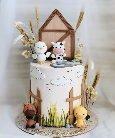 Farm Baby Shower Theme, Animal Baby Shower Cake, Farm Birthday Cakes, Barnyard Cake, Farm Animal Cakes, Boy Cakes, Barnyard Birthday Party, Animal Birthday Cakes, Pinterest Predicts