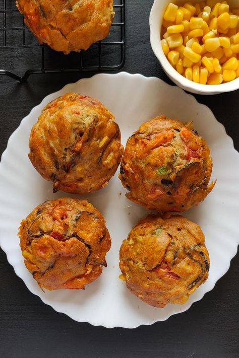 Vegan savoury muffins-a tasty make ahead breakfast recipe for busy days Vegan Savoury Muffins, Tomato Muffins, Savoury Muffins, Vegan Breakfast Easy, Italian Herbs, Savory Muffins, Savory Vegan, Juicy Tomatoes, Make Ahead Breakfast