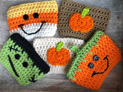 Crocheted Halloween, Crochet Halloween Decorations, Crocheted Pumpkins, Crochet Coffee Cup, Crochet Pour Halloween, Crochet Mug Cozy, Crochet Coffee Cozy, Crochet Coffee, Cup Cozies