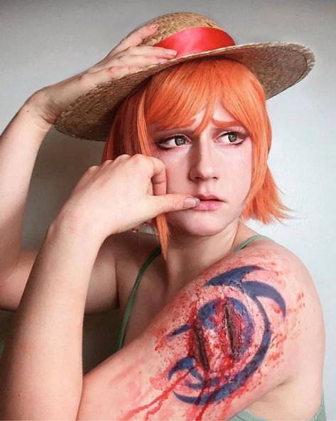 One Piece Anime Makeup Look, Nami Cosplay Makeup, Nami Cosplay One Piece, Nami Costume, Nami Outfits, Cosplay Nami, One Piece Halloween Costume, Luffy Outfits, One Piece Costume