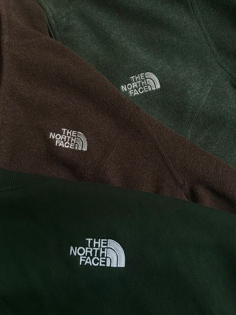 the north face sweaters jackets aesthetic North Face Hoodie Aesthetic, North Face Jacket Aesthetic, The North Face Aesthetic, North Face Aesthetic, Jackets Aesthetic, Nort Face, Jacket Store, North Face Sweater, Green Aesthetic