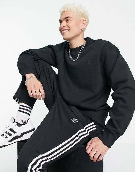 adidas Originals adicolor Contempo sweatshirt in black | ASOS Adidas Originals Outfit, Oversized Sweatshirt Outfit, Sweat Noir, Look Adidas, Adidas Sweats, Adidas Sweater, Fresh Outfits, Adidas Outfit, Sweatshirt Outfit