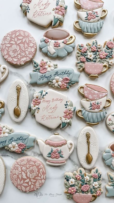 Bridal Tea Party Cookies, Vintage Birthday Cookies, Tea Party Cookies Decorated, Tea Party Sugar Cookies, Birthday Cookie Designs, Summer Themed Cookies, Teacup Cookies, Fancy Sugar Cookies, Tea Cup Cookies