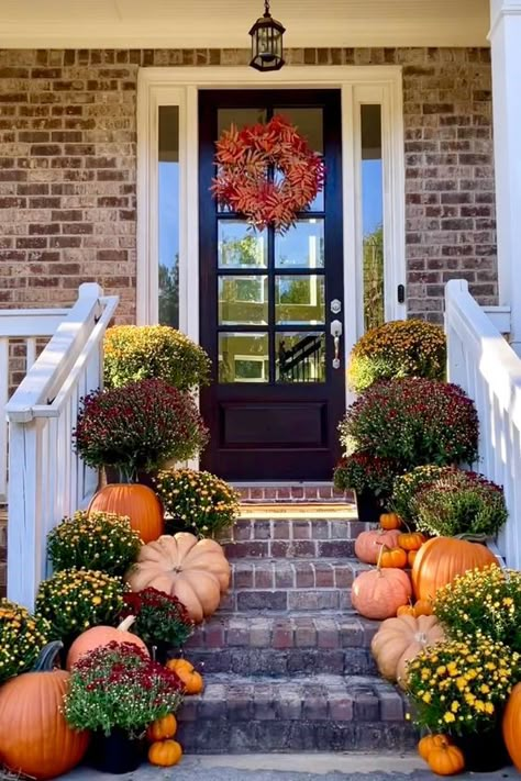 27 Fall Front Porch Ideas to Make Your Neighbors Jealous in 2024 Paneled Bedroom, Fall Stems, Fall Appetizer, Appetizer Board, Front Porch Steps, Fall Front Porch Decor Ideas, Fall Front Porch Ideas, Porch Pumpkins, Cream Kitchen